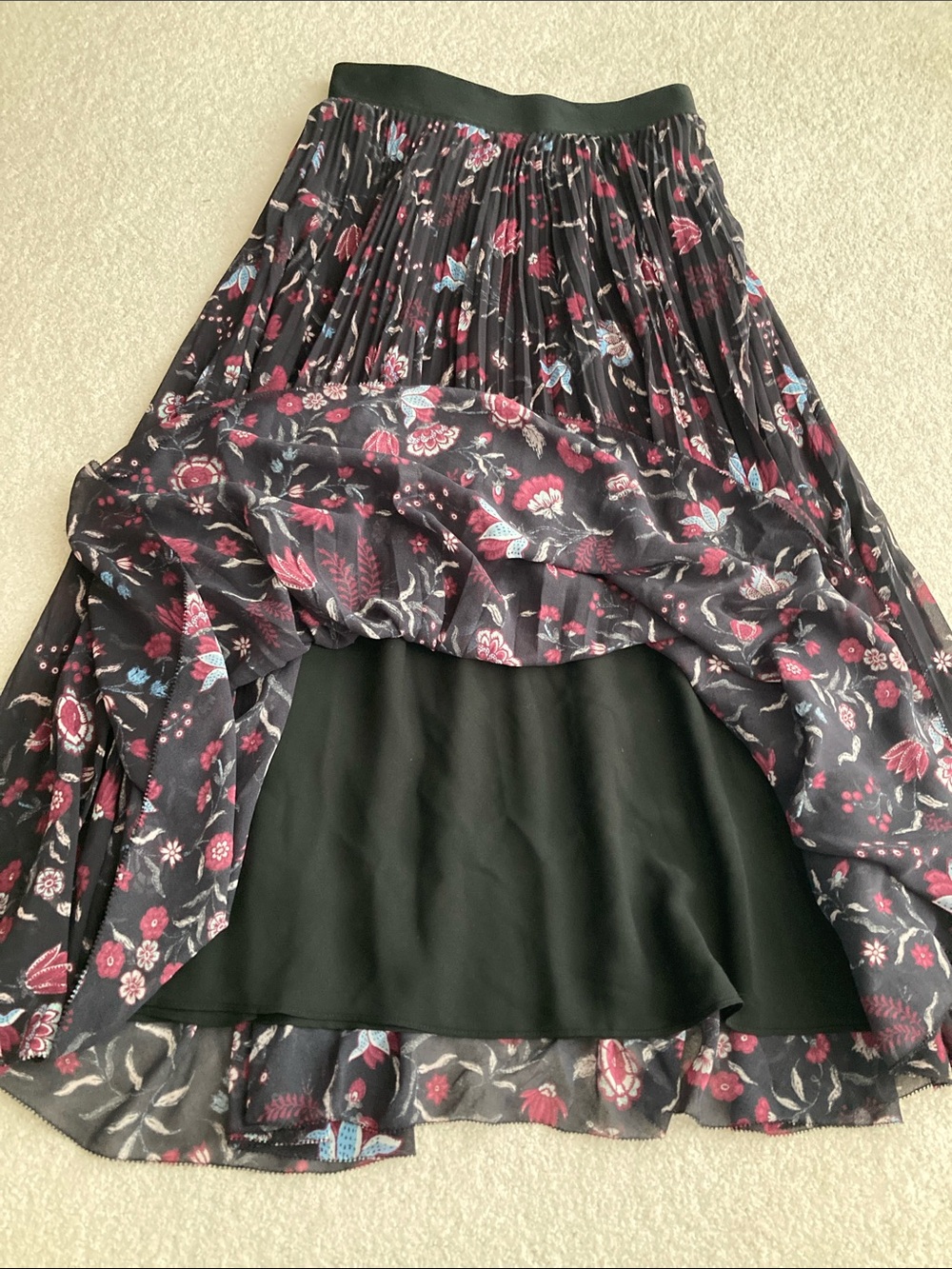 Aritzia Wilfred twirl pleated skirt - Picture 6 of 8